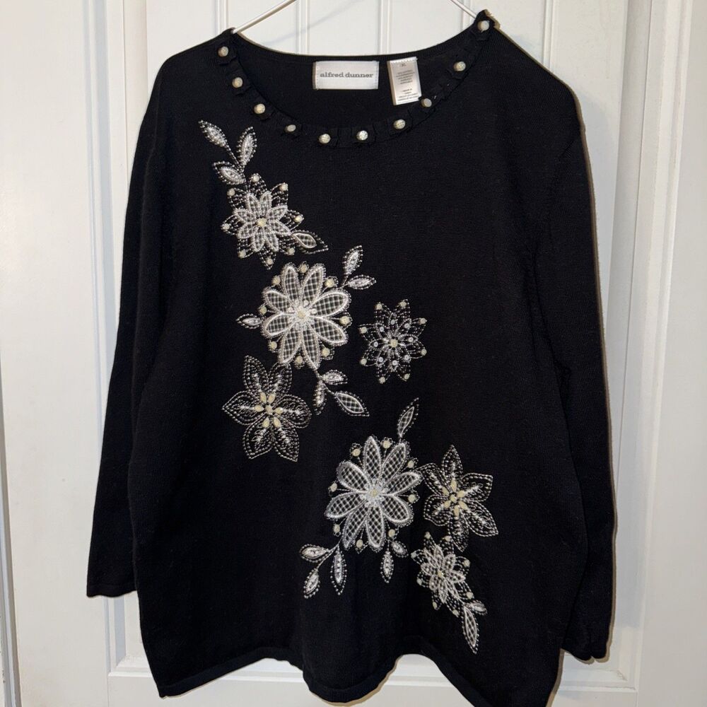 Alfred Dunner Women's XL 3/4 Sleeve Black Sweater Shirt Floral Black